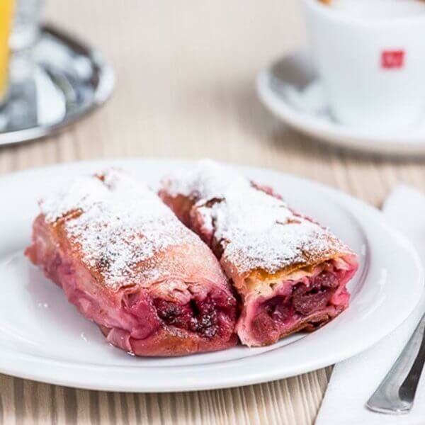 Pita od višanja / Weichselstrudel