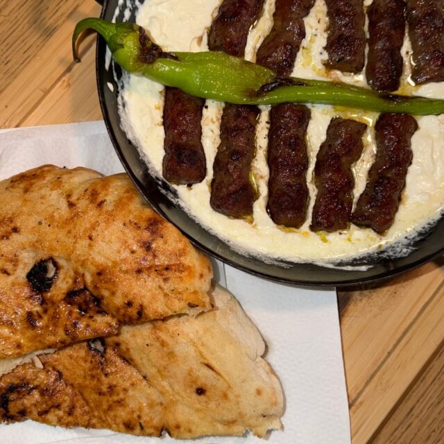 Nur bei Zeljo 💙 #zeljo #grill #cevapi #balkan #vienna